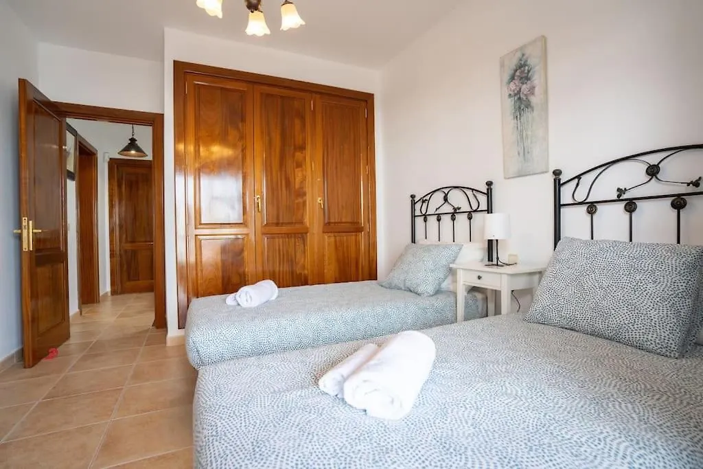 פלאיה בלנקה Beautiful Home In Lanzarote 5 Mins From Marina בית נופש פלאיה בלנקה