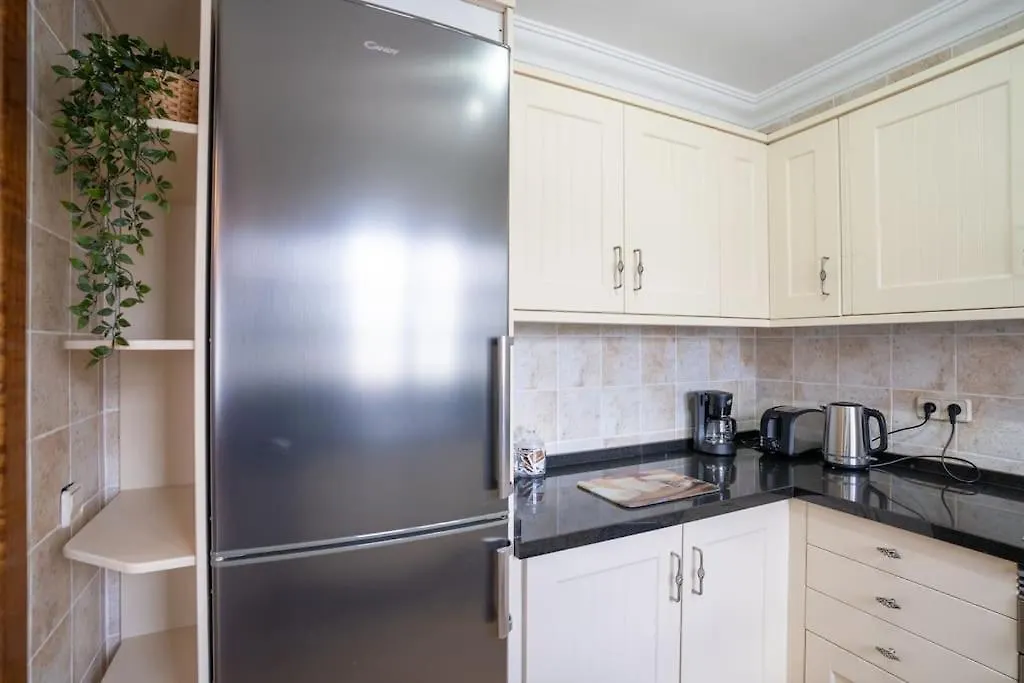 פלאיה בלנקה Beautiful Home In Lanzarote 5 Mins From Marina ספרד