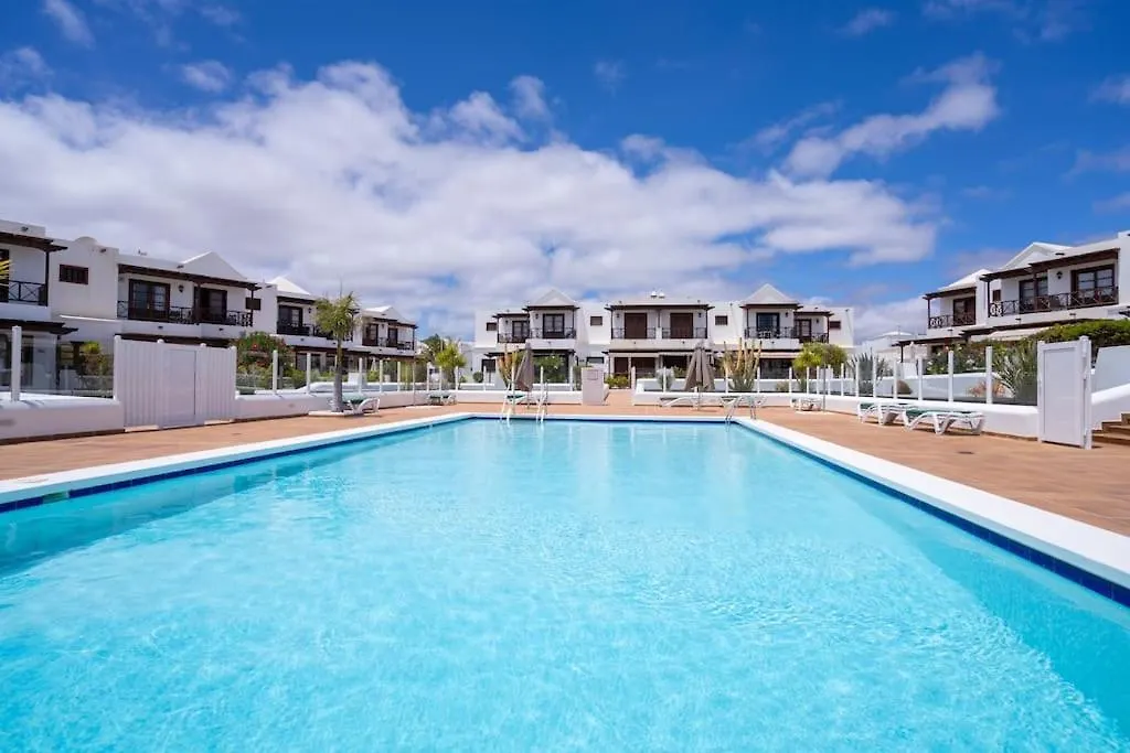 פלאיה בלנקה Beautiful Home In Lanzarote 5 Mins From Marina