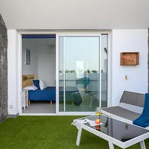Сasa de vacaciones La Marinera House-near The Beach, Fast Wifi, Air-con On Main Bedroom And Sat Tv, Playa Blanca (Lanzarote)