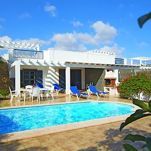 Villa Sun Grove &, Playa Blanca (Lanzarote)