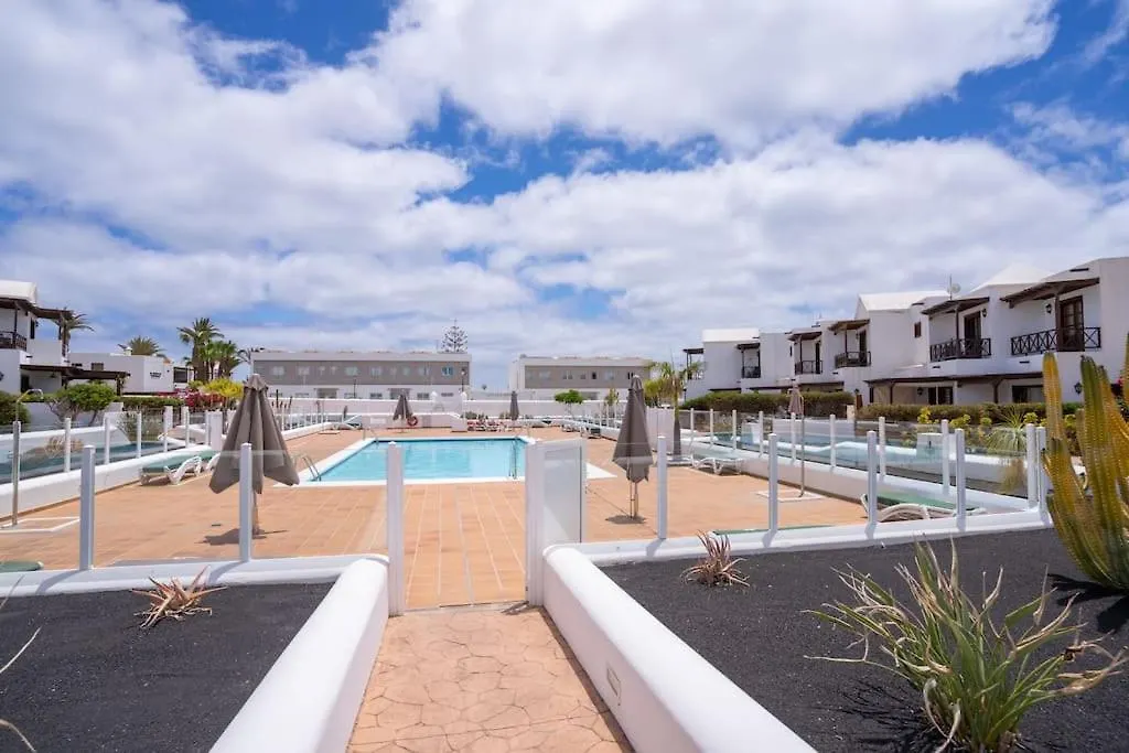Beautiful Home In Lanzarote 5 Mins From Marina Playa Blanca  Playa Blanca (Lanzarote)