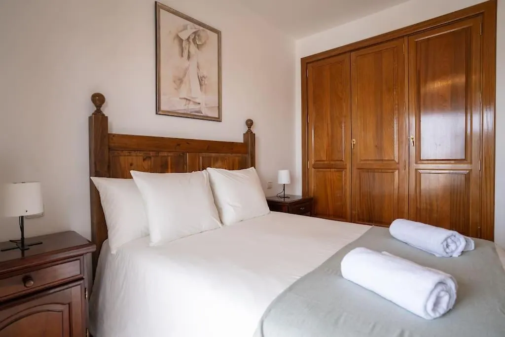 Beautiful Home In Lanzarote 5 Mins From Marina Playa Blanca  0*, Playa Blanca (Lanzarote)